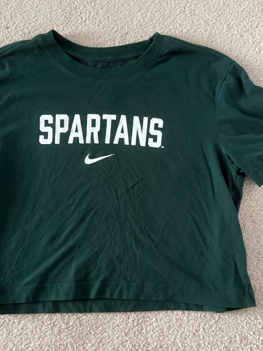 Nike Michigan State Spartans Crop Tee Size Small - Measurements in Pictures